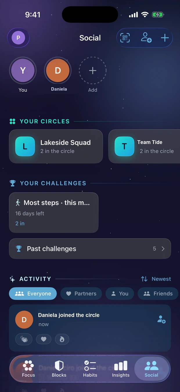 Social tab showing circles, a running step challenge, and an activity feed.